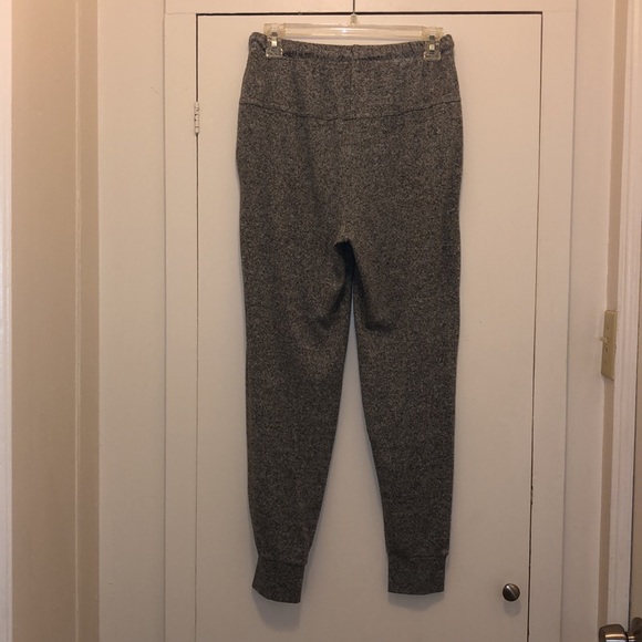 AERIE Gray Joggers Drawstring Highrise Waist Front Pockets Cozy & Lightweight XS - Picture 2 of 11